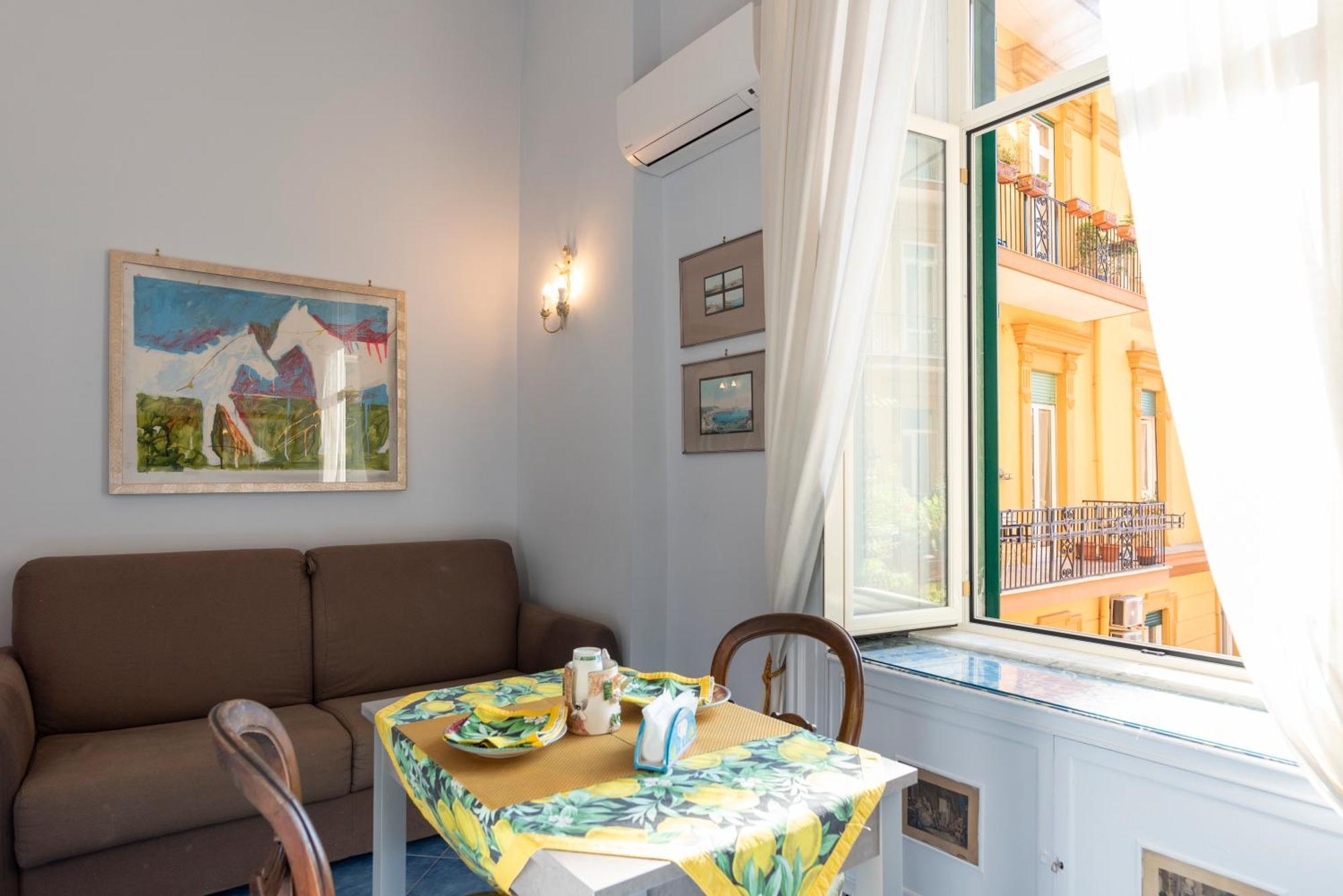B&B Le Stanze Dei Mille Napoli Dış mekan fotoğraf
